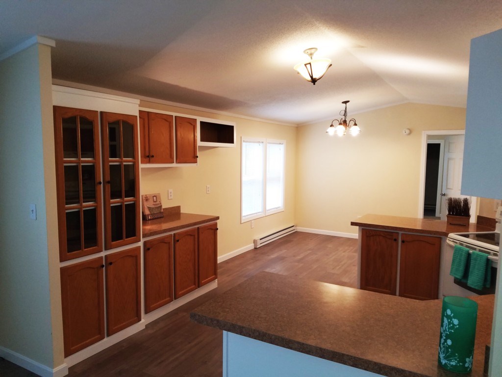 337 Hartshorn Road Barnstead, NH 03218 - Photo 3 of 12