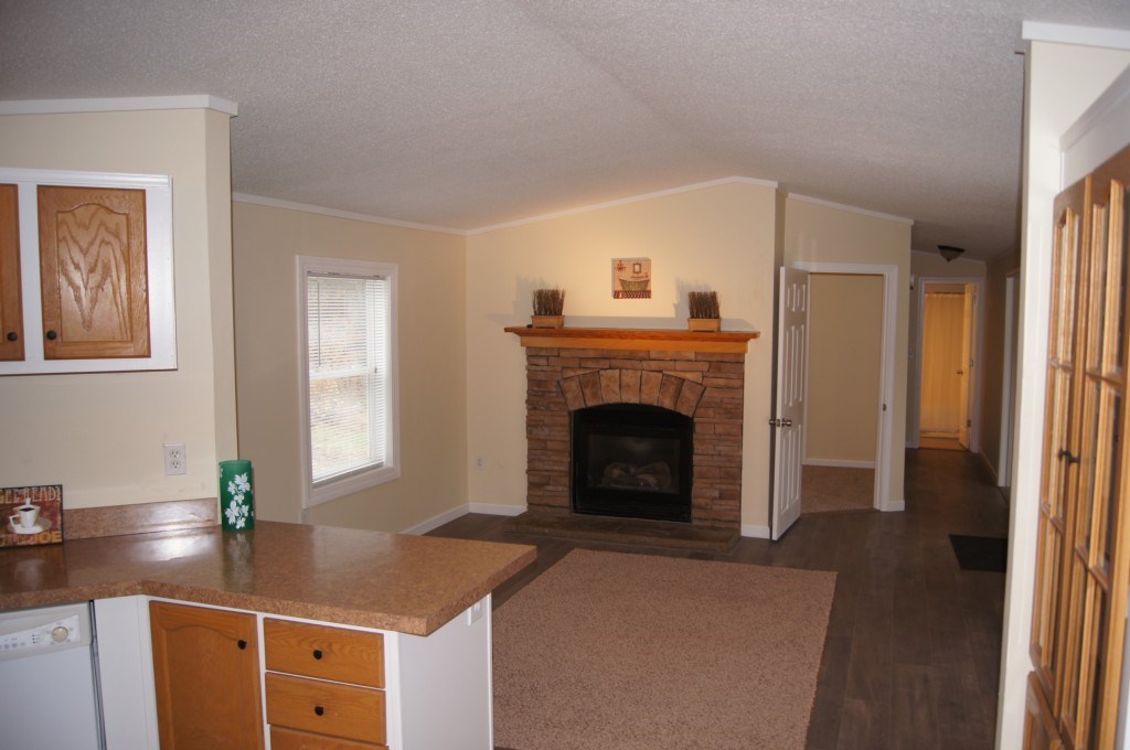 337 Hartshorn Road Barnstead, NH 03218 - Photo 6 of 12