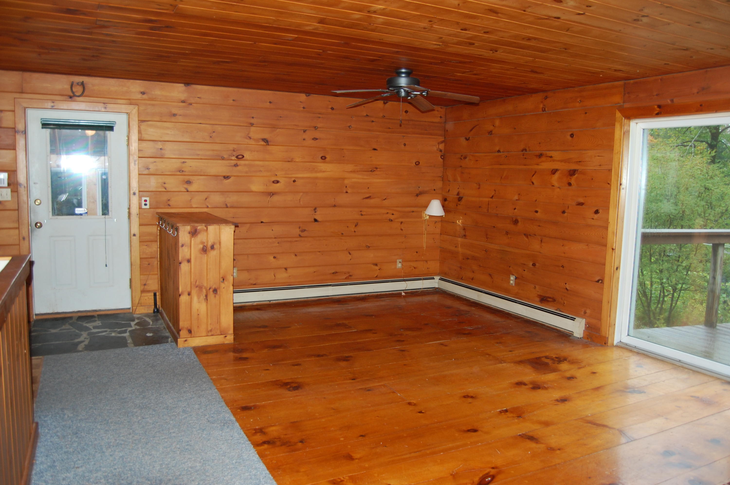 107 Meadow Cross Road Topsham, ME 04086 - Photo 4 of 15 DSC_0049