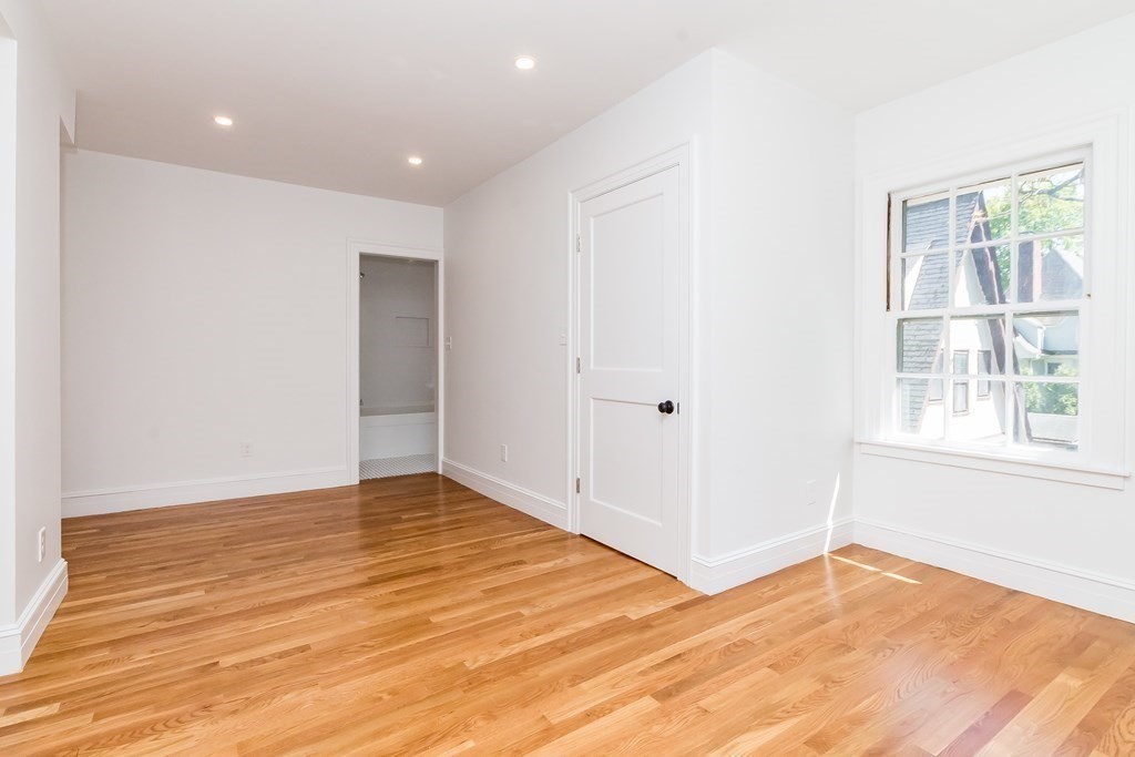 601 Walnut Street Newton, MA 02460 - Photo 15 of 30