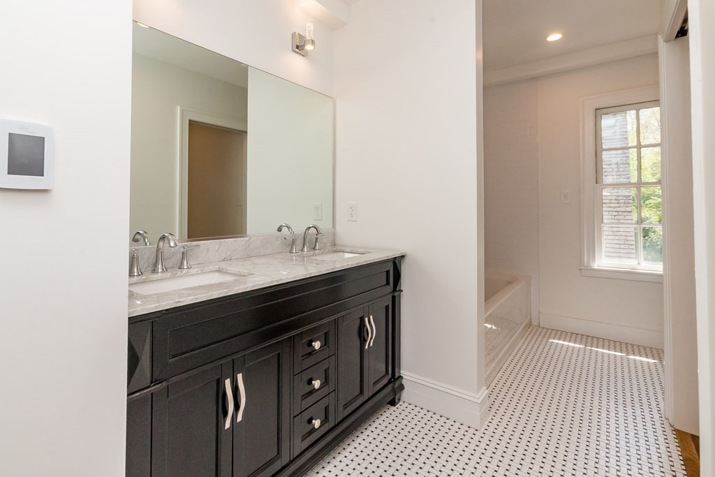 601 Walnut Street Newton, MA 02460 - Photo 16 of 30