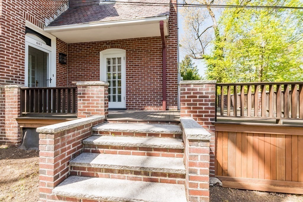 601 Walnut Street Newton, MA 02460 - Photo 28 of 30