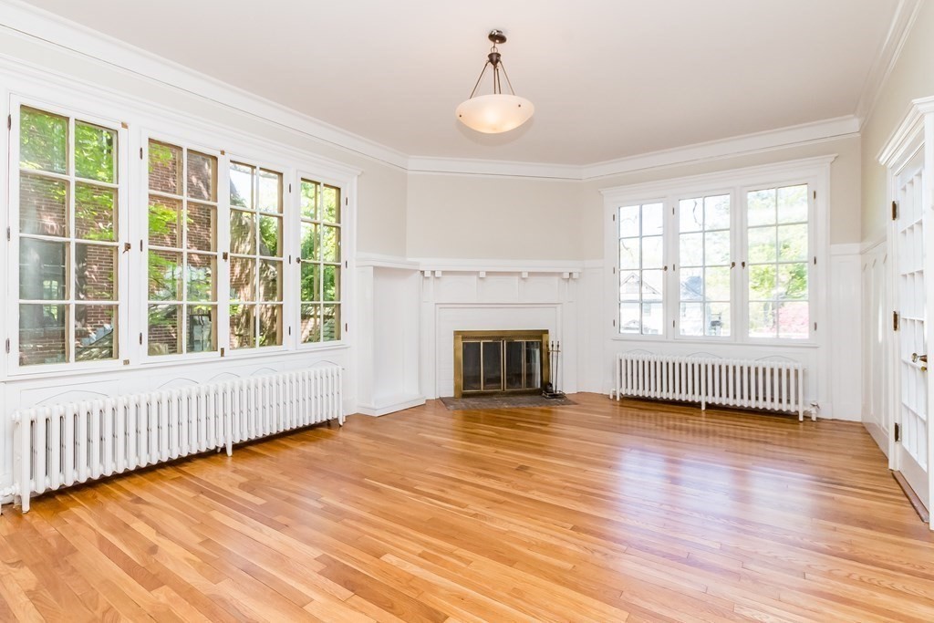 601 Walnut Street Newton, MA 02460 - Photo 9 of 30