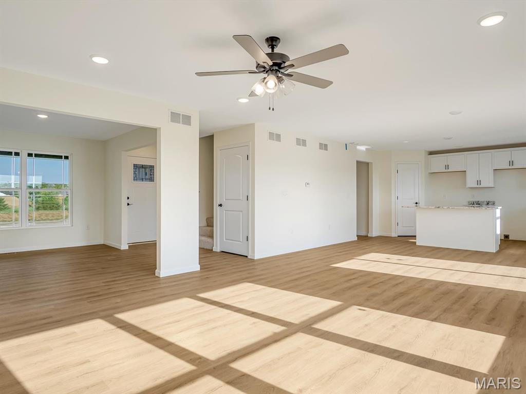 209 Ashurst Lane O'Fallon, IL 62269 - Photo 14 of 37