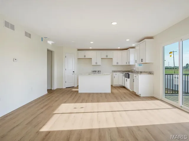 $510,000 | 209 Ashurst Lane, O'Fallon, IL 62269