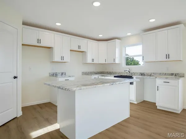 $510,000 | 209 Ashurst Lane, O'Fallon, IL 62269