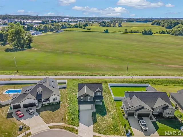 $510,000 | 209 Ashurst Lane, O'Fallon, IL 62269