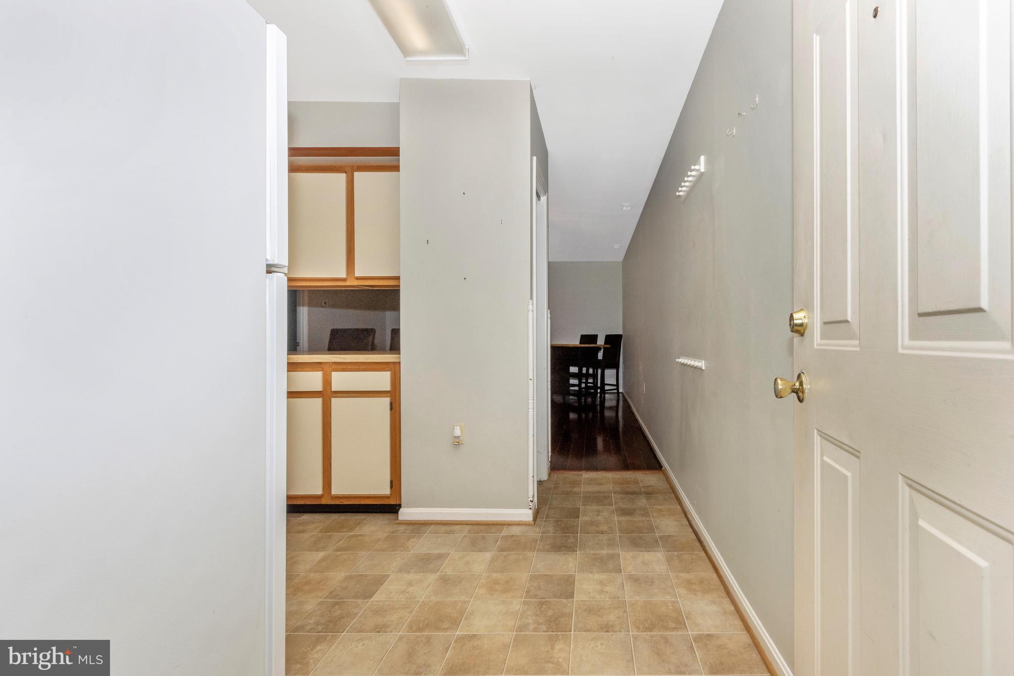 11920 Liberty Road, Unit 108A Frederick, MD 21701 - Photo 5 of 32 Entryway