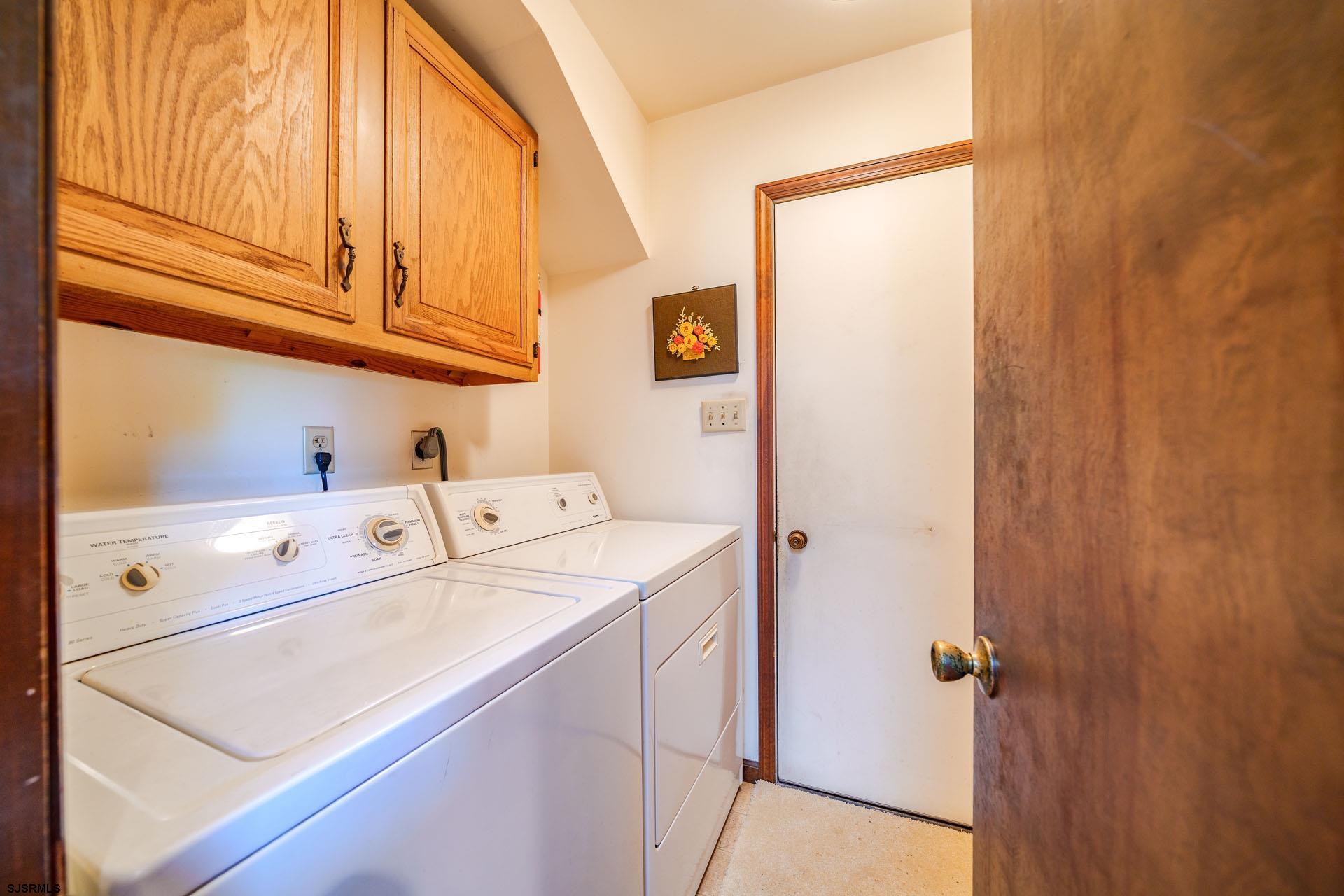 601 2nd Avenue Marmora, NJ 08223 - Photo 24 of 31 a utility room with dryer and washer