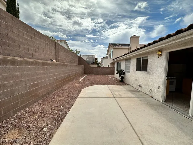 $1,950 | 9844 Antelope Canyon Avenue, Las Vegas, NV 89147