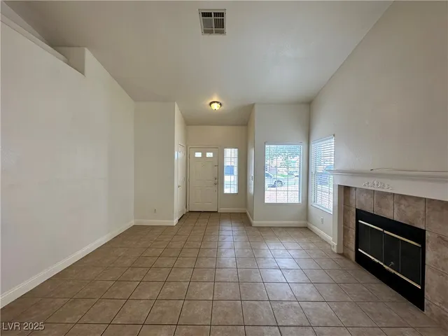 $1,950 | 9844 Antelope Canyon Avenue, Las Vegas, NV 89147