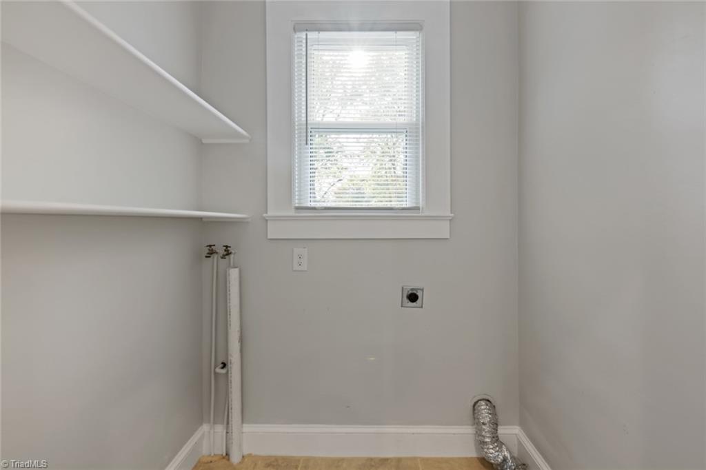 1015 South Hawthorne Road Winston-Salem, NC 27103 - Photo 12 of 24
