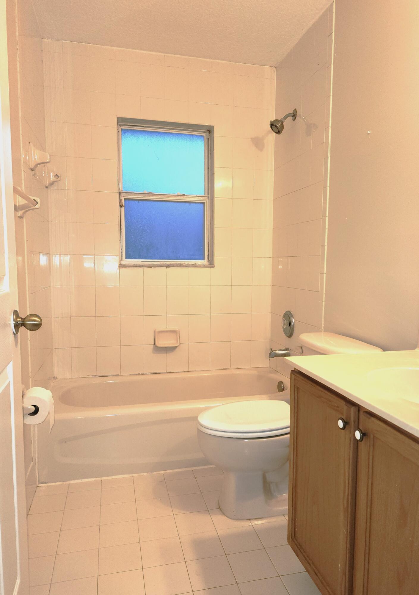 13426 85th Road North West Palm Beach, FL 33412 - Photo 11 of 21 Guest bath