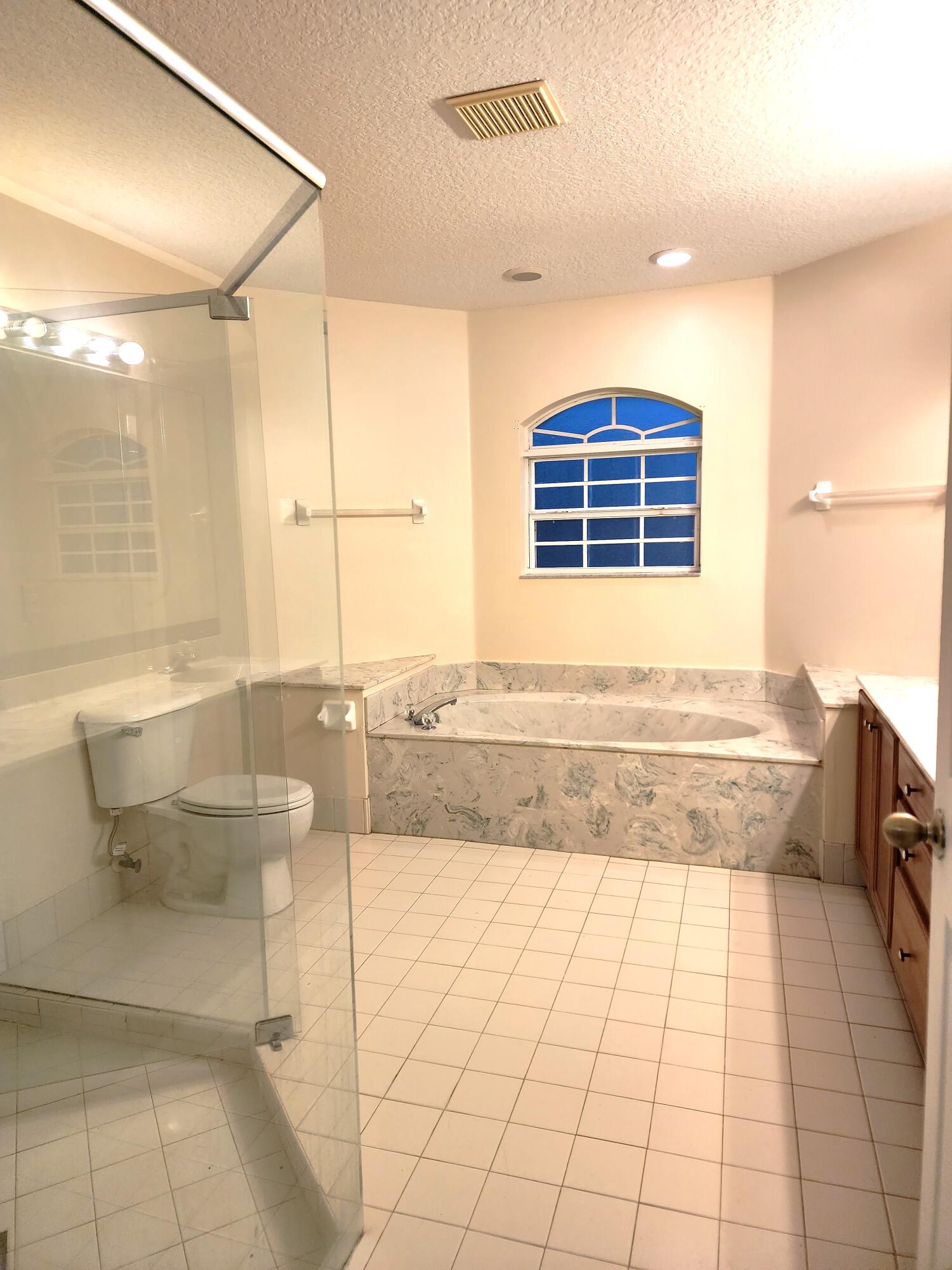 13426 85th Road North West Palm Beach, FL 33412 - Photo 16 of 21 Primary bathroom