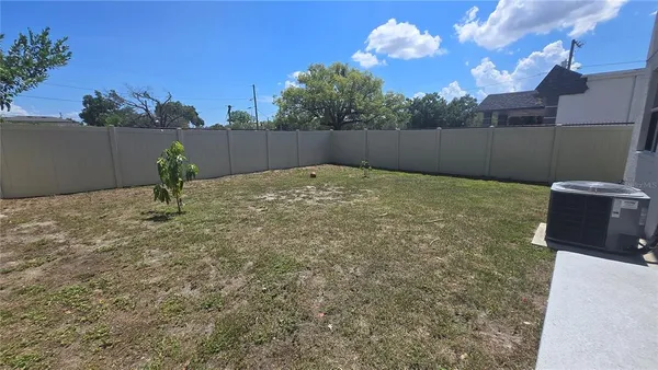 $3,000 | 2203 East 23rd Avenue, Tampa, FL 33605