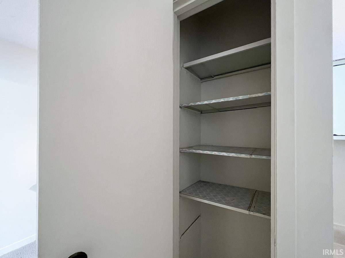 513 Graham Place Bloomington, IN 47401 - Photo 2 of 29