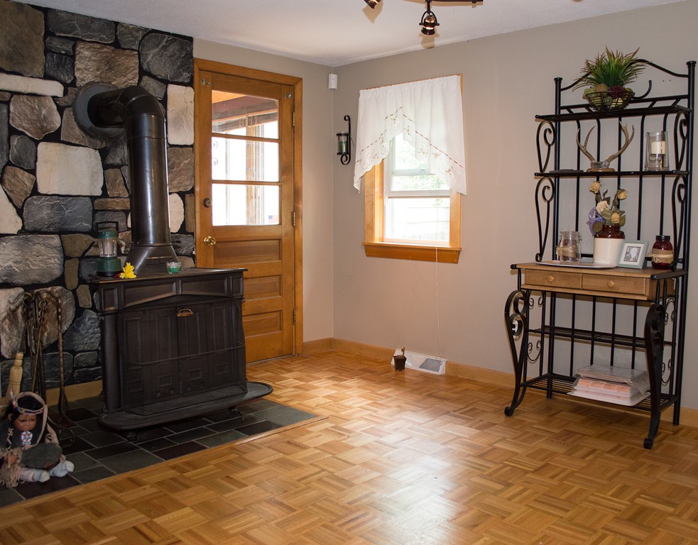 88 Pennybrook Road Lynn, MA 01905 - Photo 9 of 30 Gallery Image 9