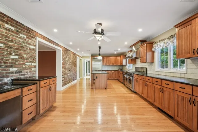 $1,499,000 | 4 Punch Bowl Road, Florham Park, NJ 07960