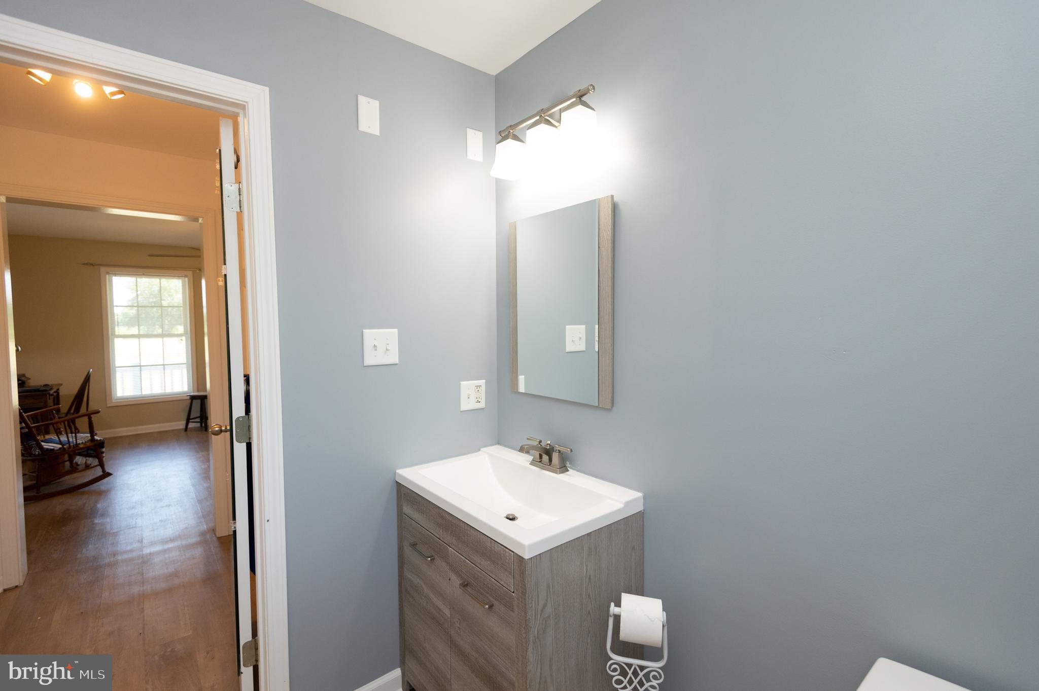 711 Twin Point Cove Road Cambridge, MD 21613 - Photo 19 of 45 MainFloor - Master Bath