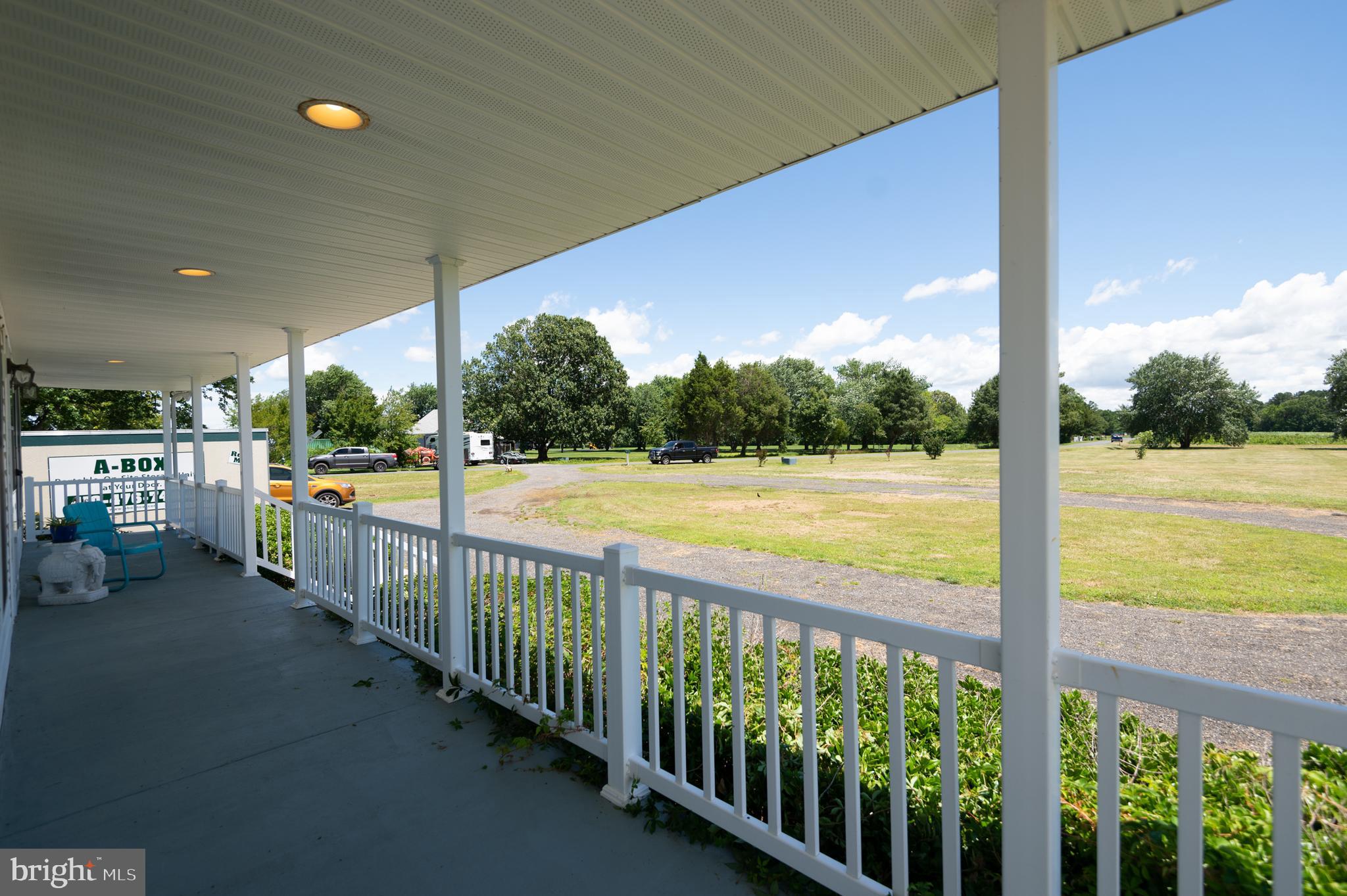 711 Twin Point Cove Road Cambridge, MD 21613 - Photo 4 of 45 Front Porch