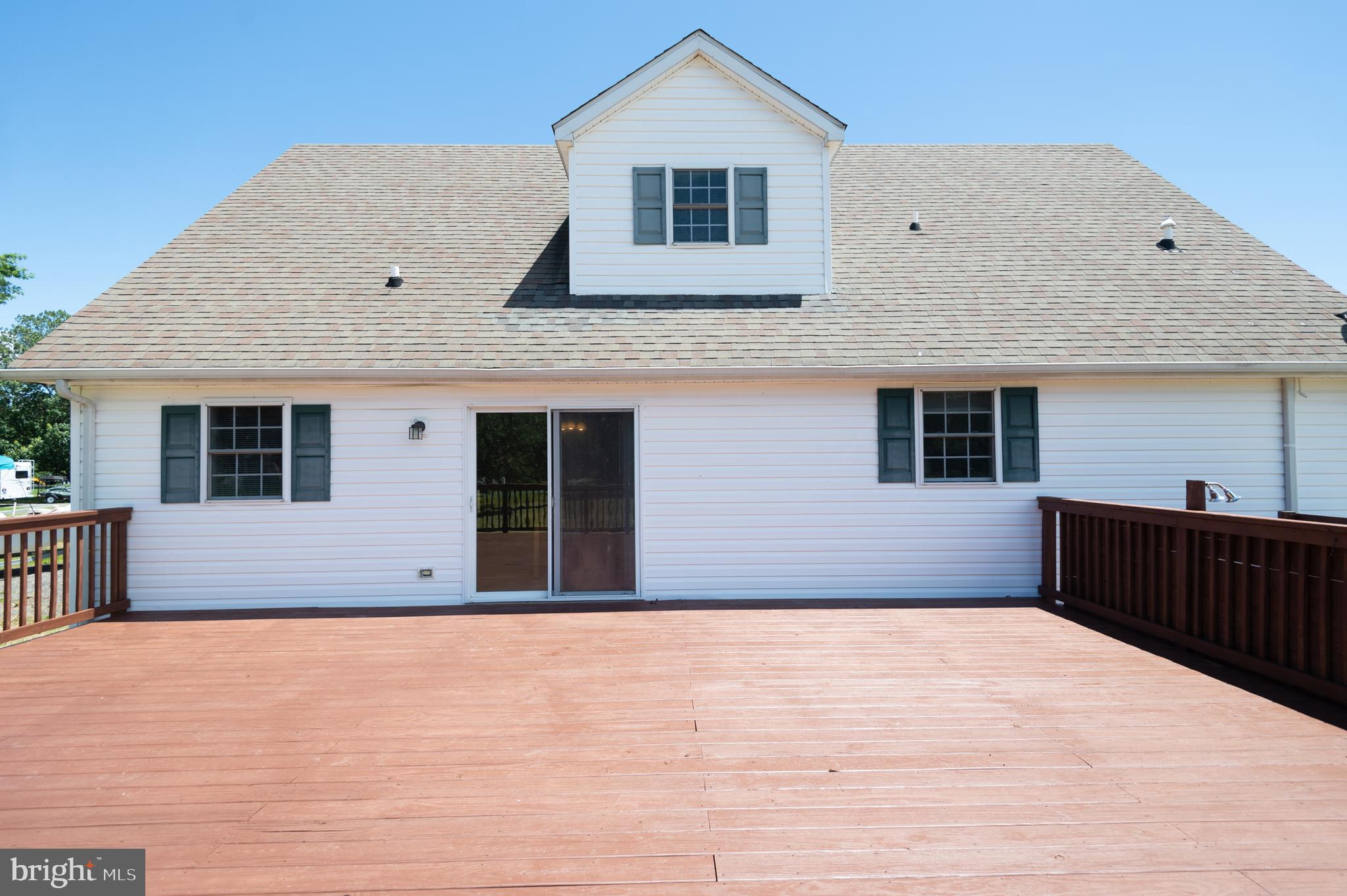 711 Twin Point Cove Road Cambridge, MD 21613 - Photo 32 of 45 Deck