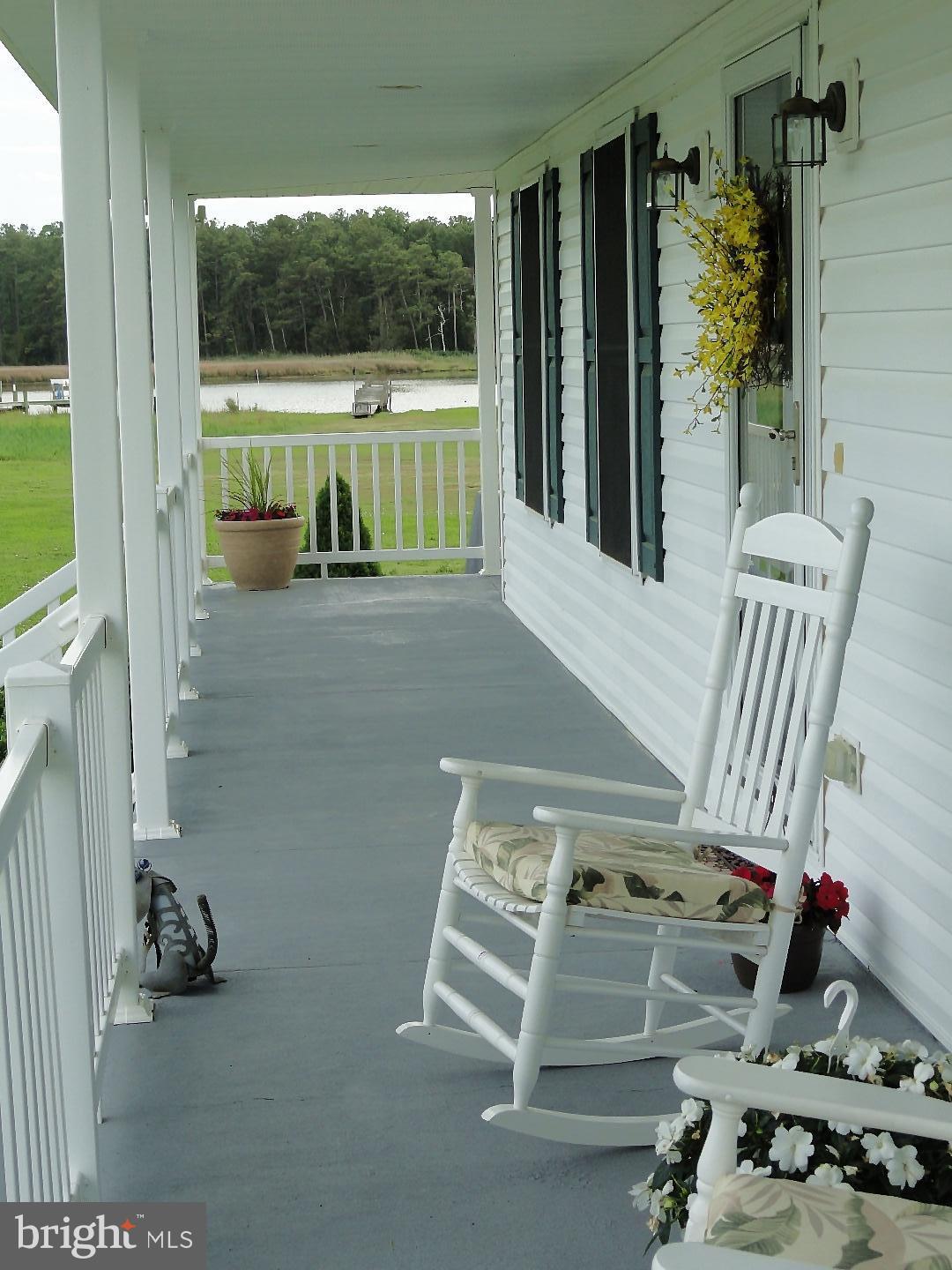 711 Twin Point Cove Road Cambridge, MD 21613 - Photo 5 of 45 Front Porch