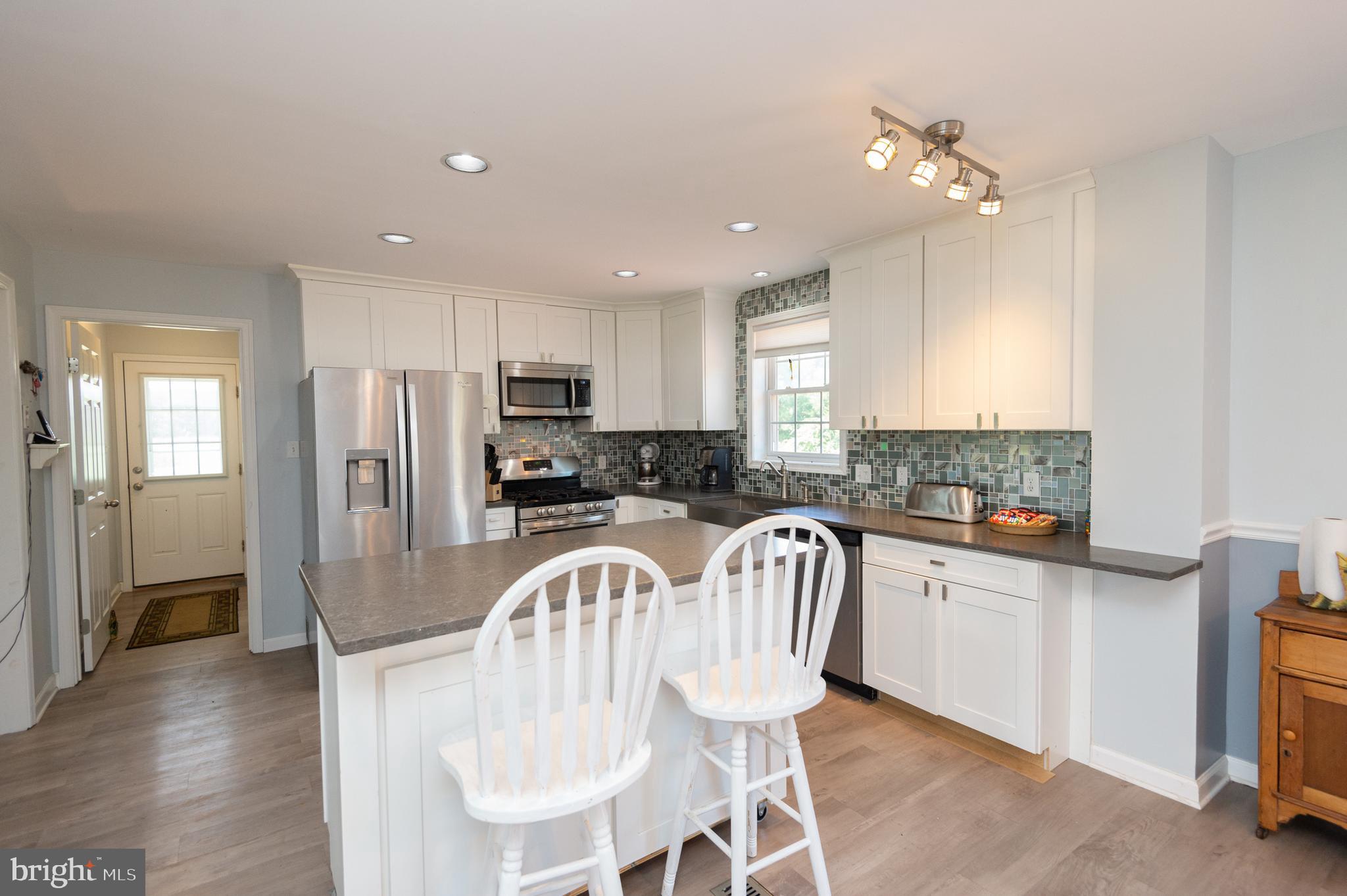 711 Twin Point Cove Road Cambridge, MD 21613 - Photo 10 of 45 Kitchen