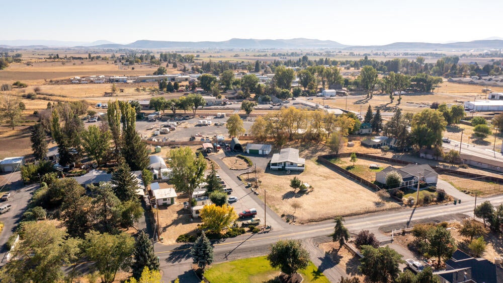 7550 Booth Road Klamath Falls, OR 97603 - Photo 74 of 85 7550+7600BoothRd.-74