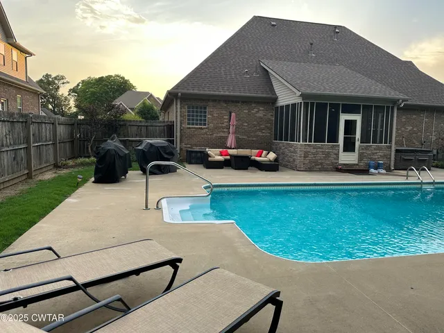 $398,500 | 356 Oakleigh Drive, Dyersburg, TN 38024