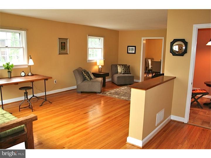 618 Wayne Avenue Haddonfield, NJ 08033 - Photo 4 of 20 Foyer