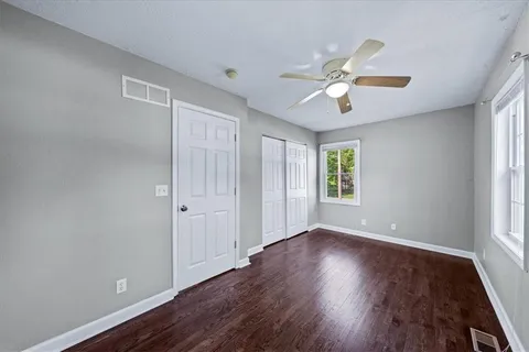 $298,000 | 13647 Lawrence Avenue, Bonner Springs, KS 66012