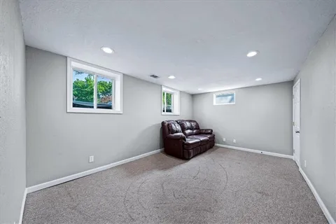 $298,000 | 13647 Lawrence Avenue, Bonner Springs, KS 66012