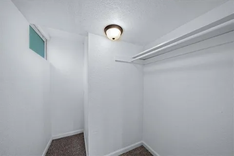 $298,000 | 13647 Lawrence Avenue, Bonner Springs, KS 66012