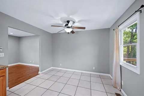 $298,000 | 13647 Lawrence Avenue, Bonner Springs, KS 66012