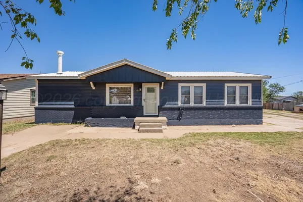 $185,000 | 204 Peach Avenue, Dumas, TX 79029