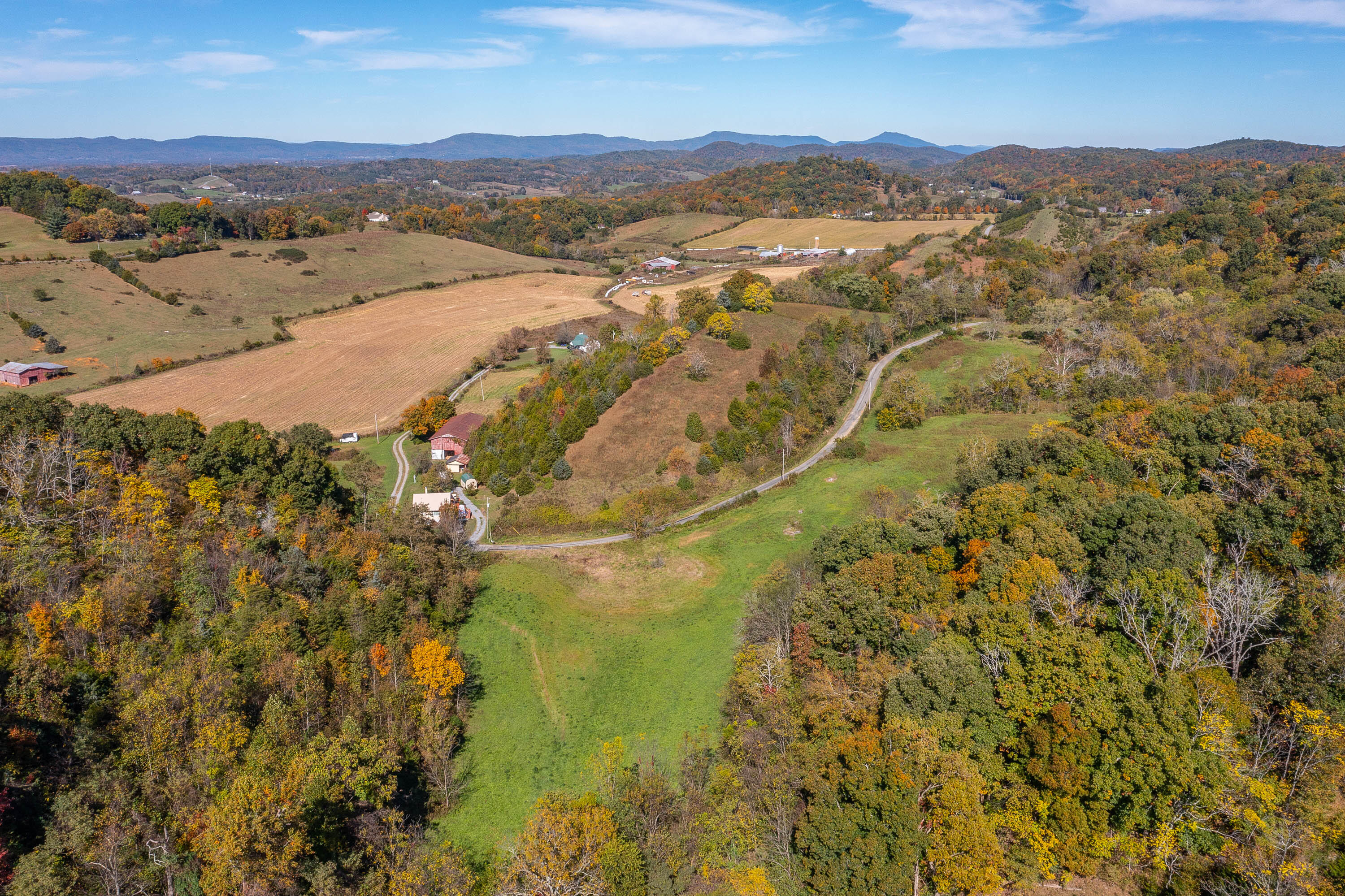 1376 Harold Cemetery Road Greeneville, TN 37745 - Photo 2 of 16 Doty Chapel Rd-2