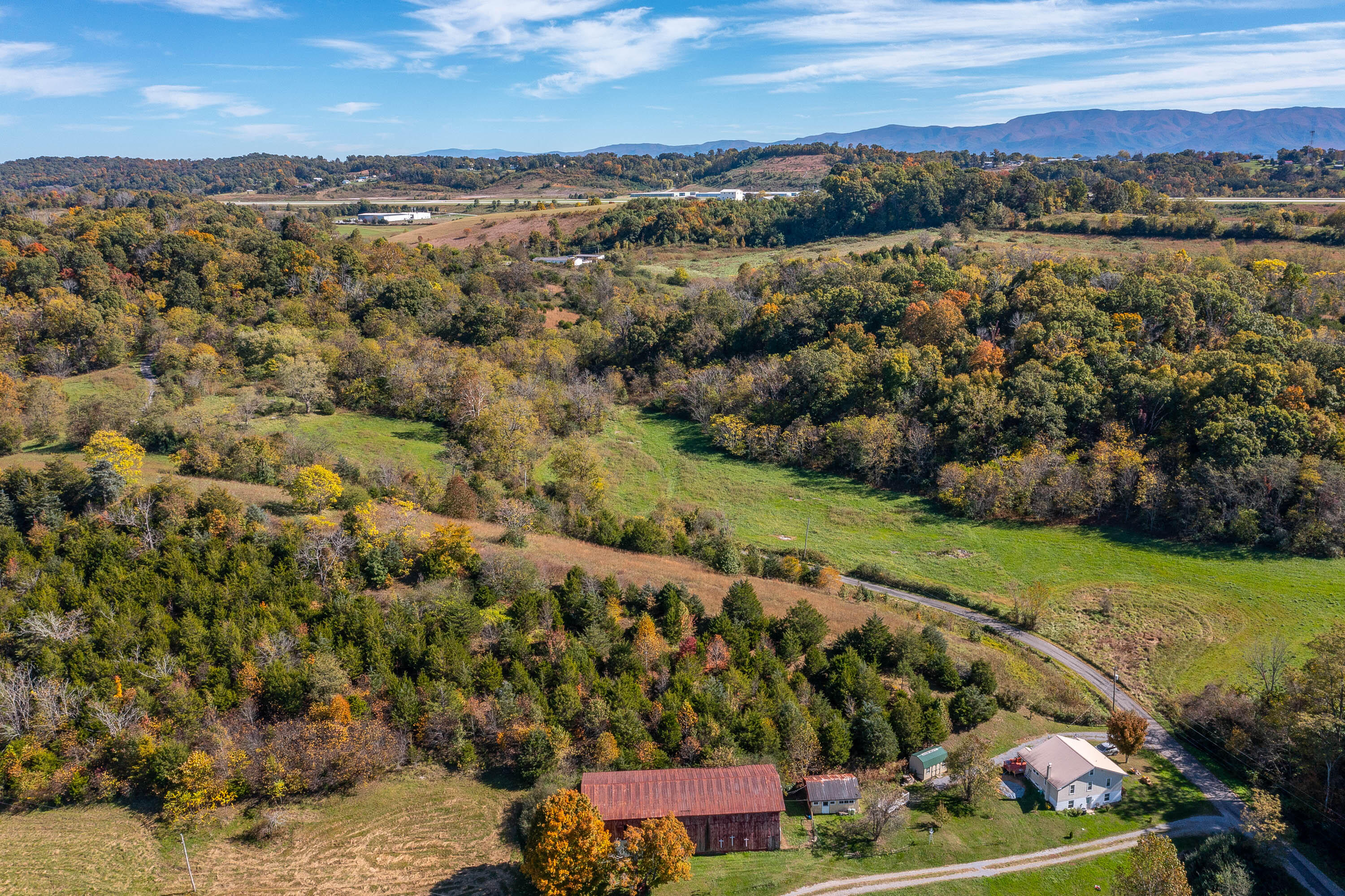 1376 Harold Cemetery Road Greeneville, TN 37745 - Photo 5 of 16 Doty Chapel Rd-4