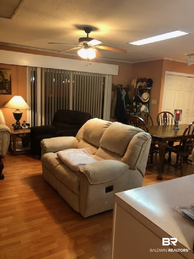 106 Dawson Street Brewton, AL 36426 - Photo 6 of 24 GreatRoom