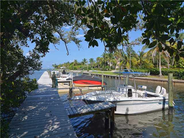 13 Palm Road Sewall's Point, FL 34996 - Photo 1 of 25 Gallery Image 1