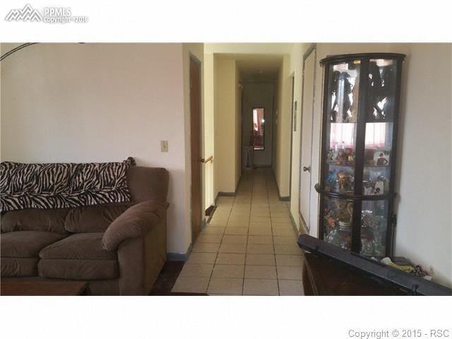 2157 Preuss Road, Unit B Colorado Springs, CO 80910 - Photo 5 of 6