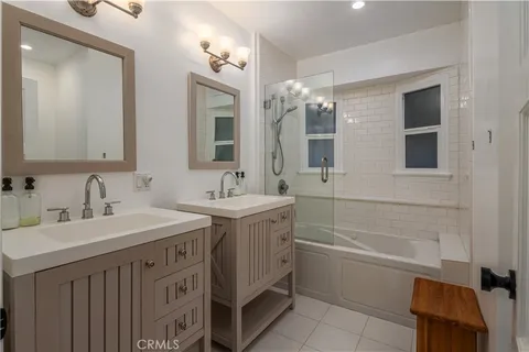 $2,199,000 | 2312 32nd Street, Santa Monica, CA 90405