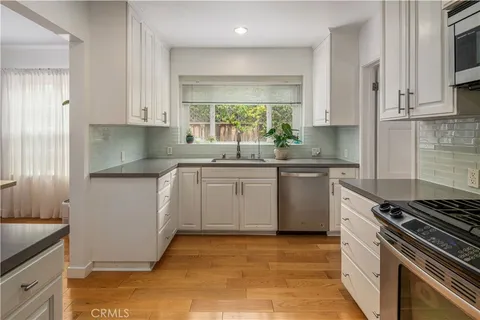 $2,199,000 | 2312 32nd Street, Santa Monica, CA 90405