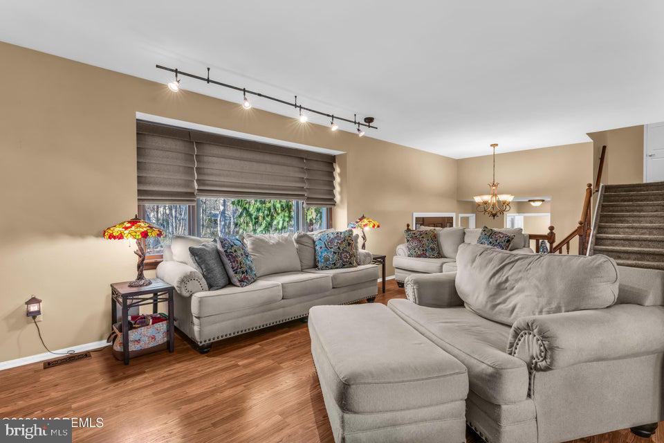 10 Cobblestone Court Howell, NJ 07731 - Photo 18 of 32
