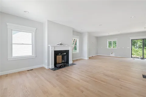 $769,000 | 37 Whittier Drive, South Kingstown, RI 02879