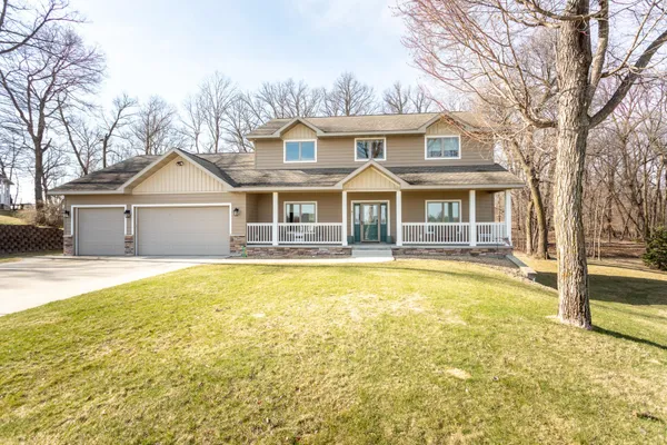 $585,000 | 2380 Highland Trail, Alexandria, MN 56308