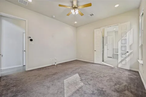 $452,999 | 744 Patriot Lane, Irving, TX 75060