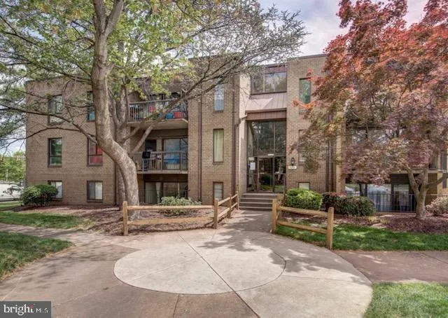 $1,900 | 11051 Camfield Court, Unit 204, Manassas, VA 20109