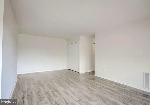 $1,900 | 11051 Camfield Court, Unit 204, Manassas, VA 20109