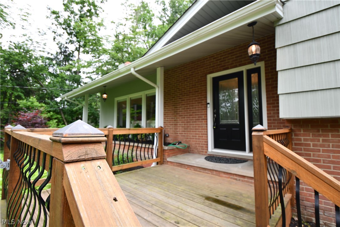 29226 Bolingbrook Road Pepper Pike, OH 44124 - Photo 2 of 28