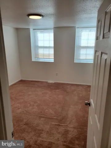 $195,000 | 1909 Dutch Village Drive, Unit I234, Hyattsville, MD 20785